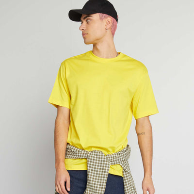 T-shirt uni à col rond jaune