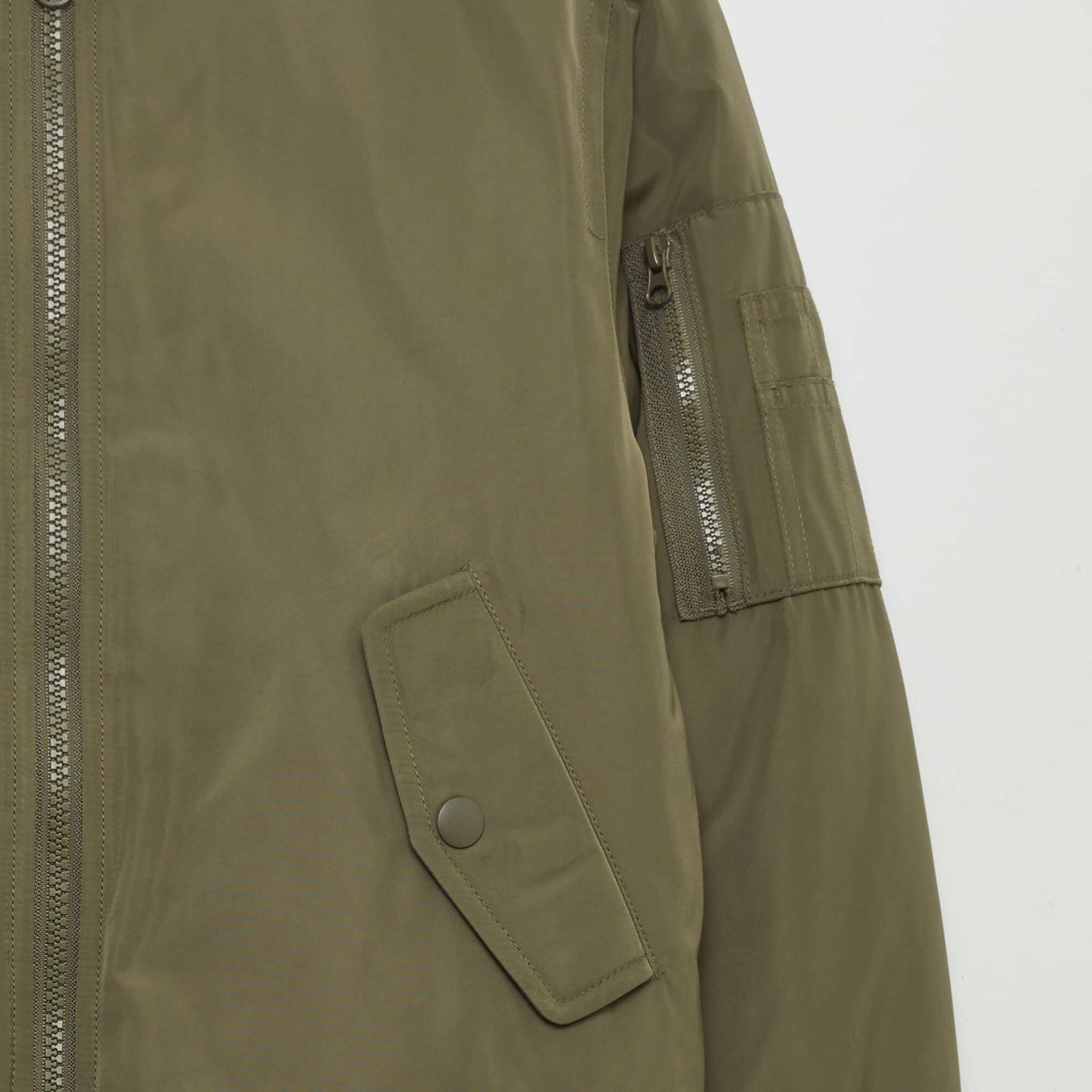 Blouson en nylon VERT