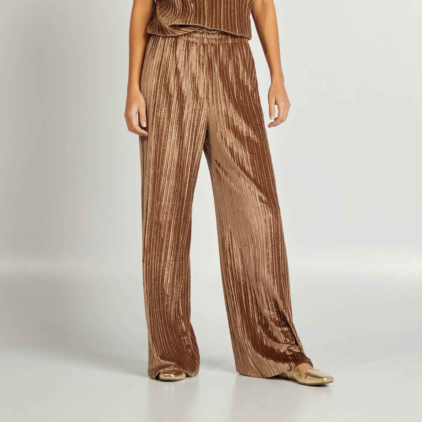 Pantalon large en velours plissé MARRON