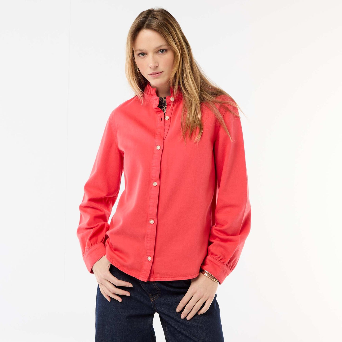 Blouse en denim avec col volanté ROUGE
