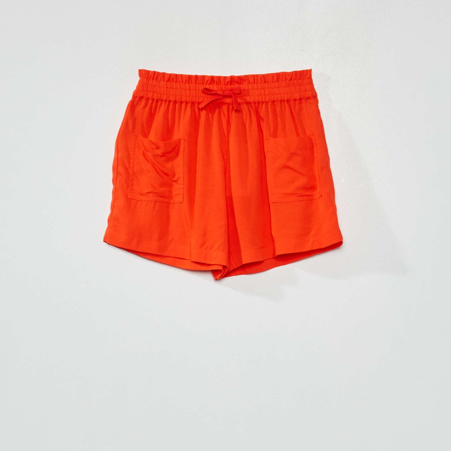 Short fluide rouge