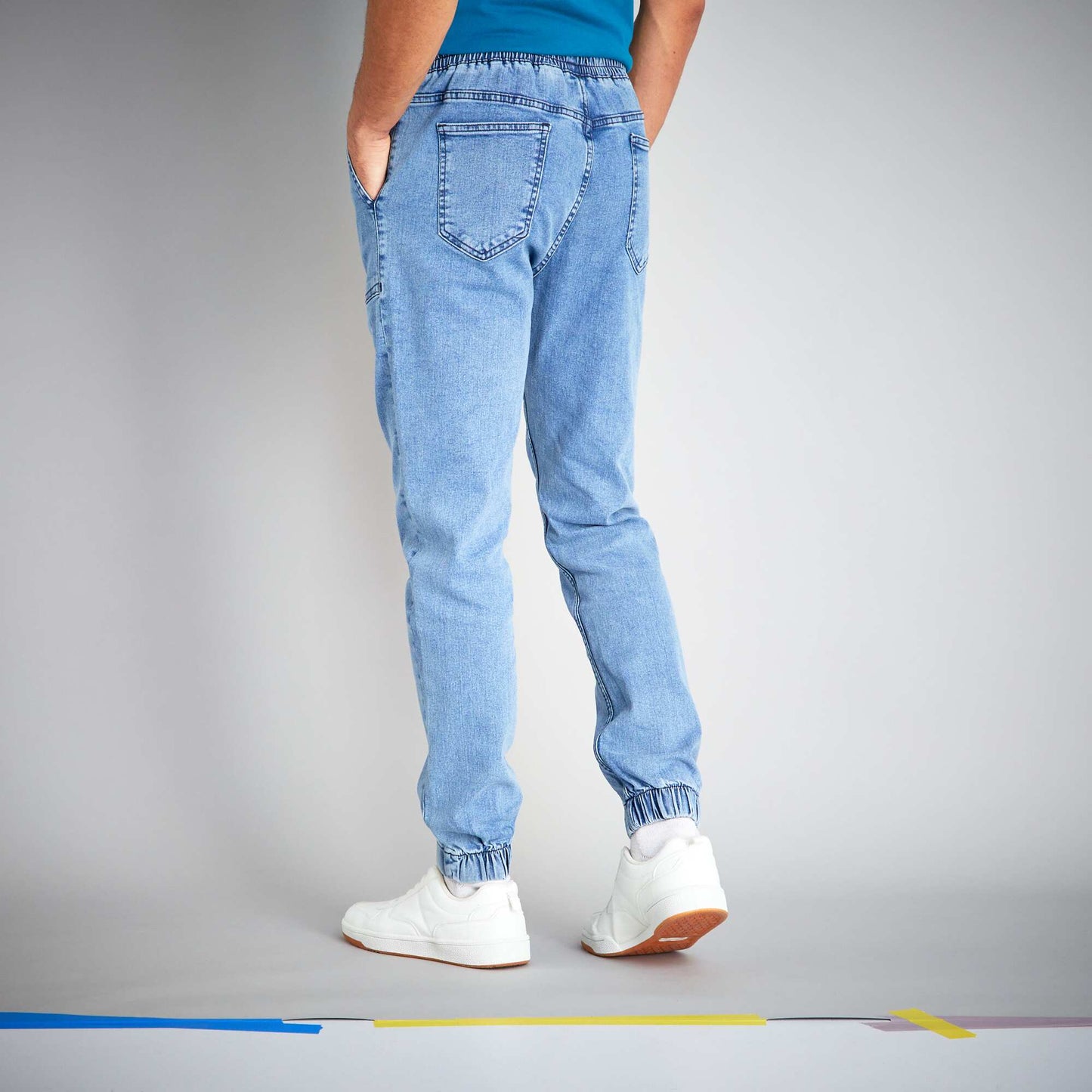 Jean jogger à taille élastiquée Bleu