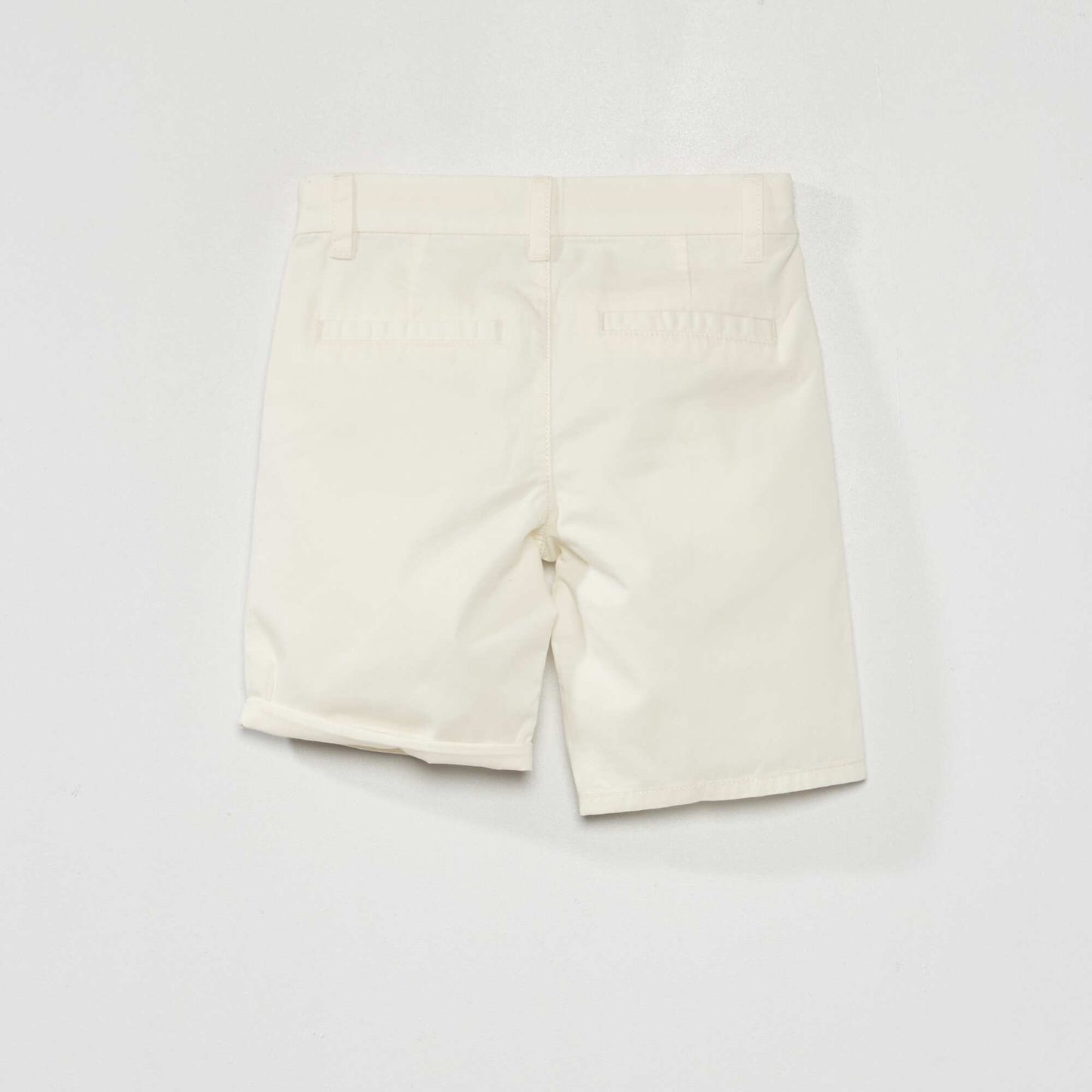 Bermuda chino en twill coloré blanc